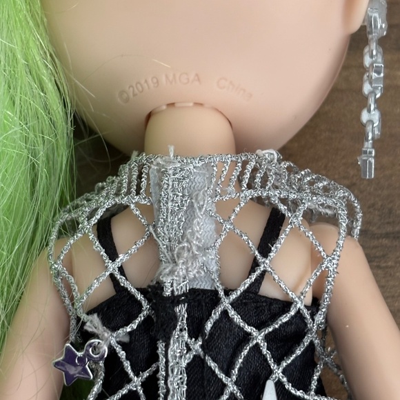 Rainbow High JADE HUNTER Fantastic Fashion Toy Doll Green & Black 2019 - Picture 8 of 13